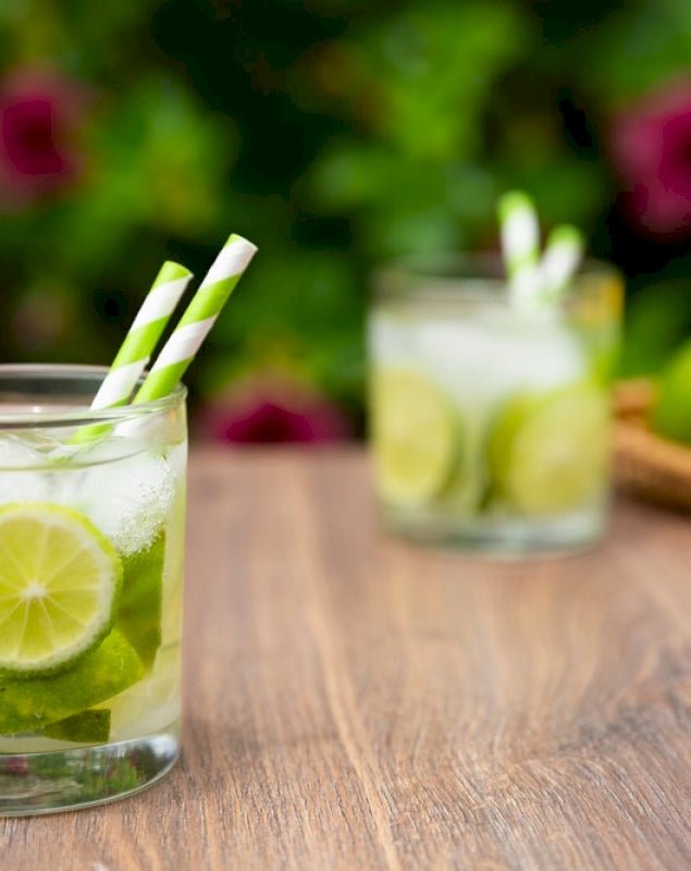 Green Paper Straw Iced Drink